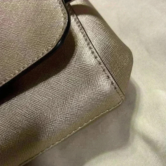 Kate Spade Crossbody w/Wallet - Picture 6 of 10